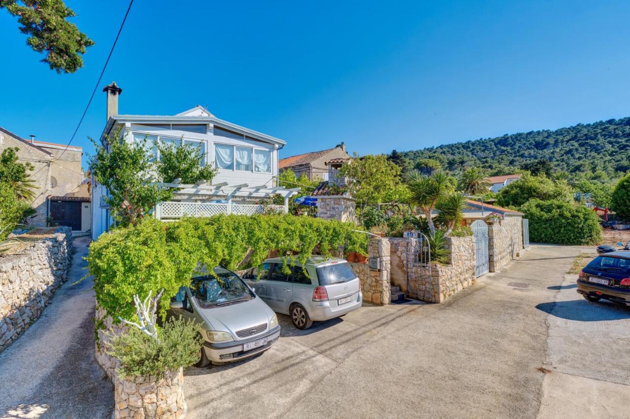 Apartment Neno - Terrace & Parking Veli Lošinj Εξωτερικό φωτογραφία