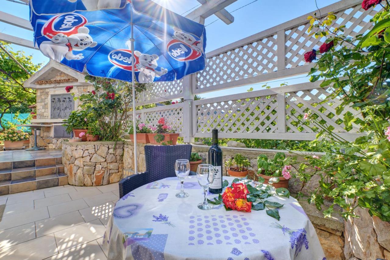 Apartment Neno - Terrace & Parking Veli Lošinj Εξωτερικό φωτογραφία