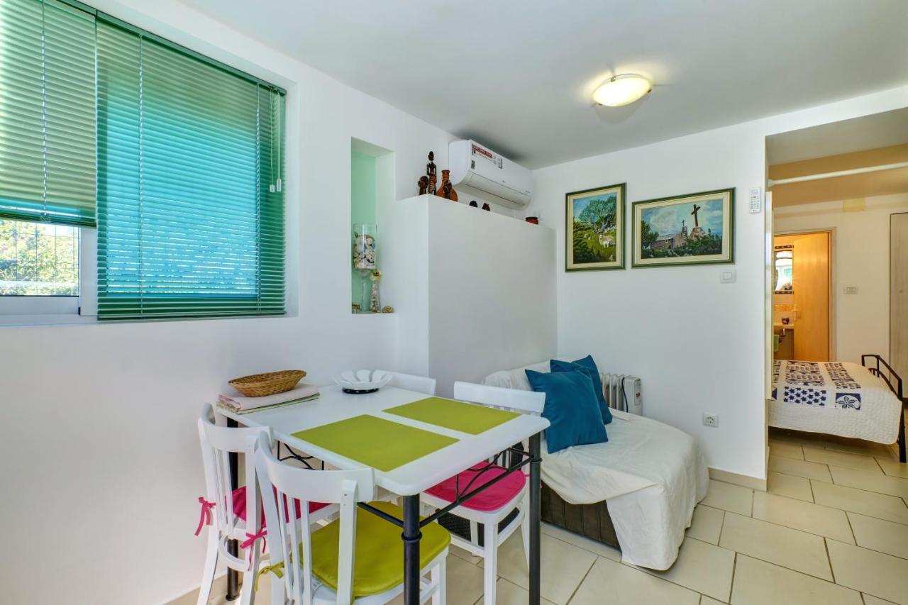 Apartment Neno - Terrace & Parking Veli Lošinj Εξωτερικό φωτογραφία