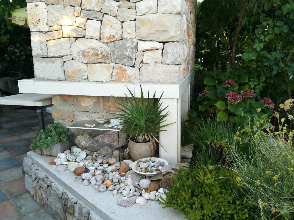 Apartment Neno - Terrace & Parking Veli Lošinj Εξωτερικό φωτογραφία