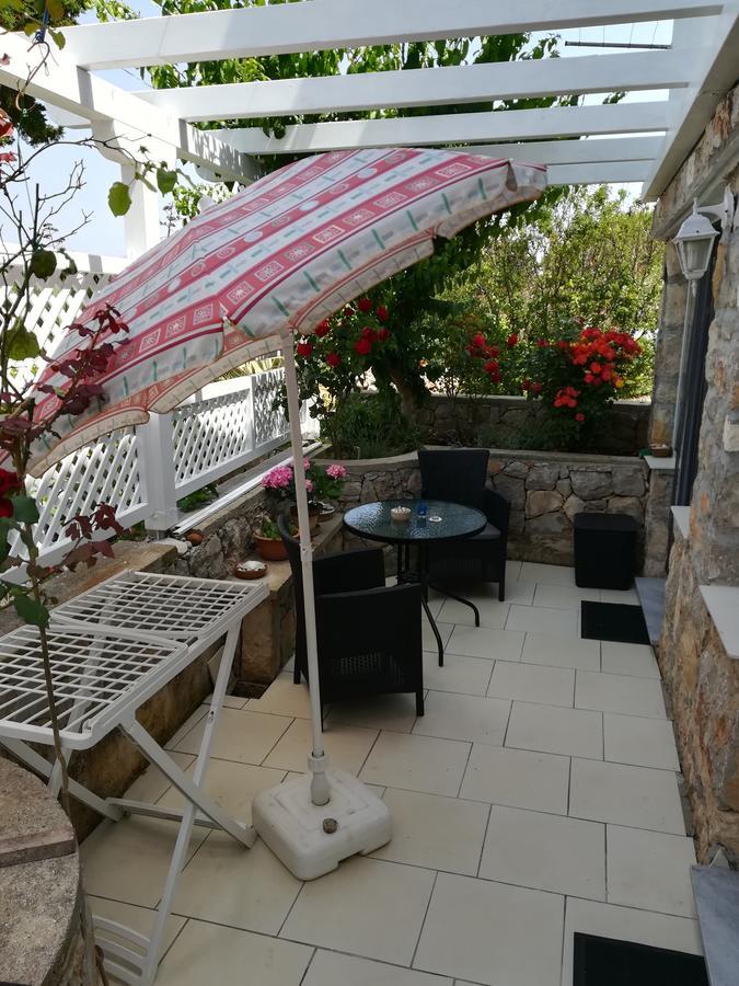 Apartment Neno - Terrace & Parking Veli Lošinj Εξωτερικό φωτογραφία