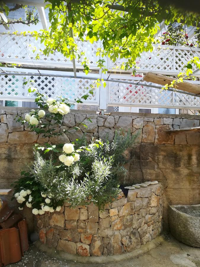 Apartment Neno - Terrace & Parking Veli Lošinj Εξωτερικό φωτογραφία